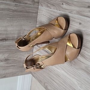 Coach Adelle Tan Leather Open Toe Platform Heels Size 7 Ankle Strap Pumps